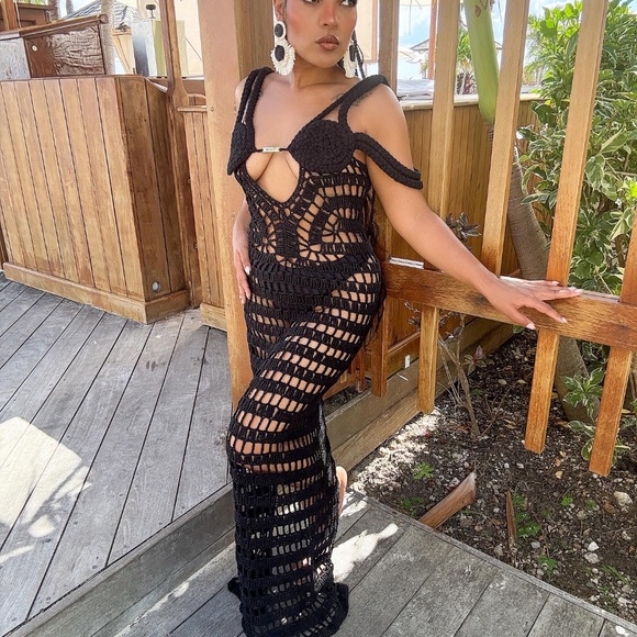 Chalay dress - Picture 2 of 3